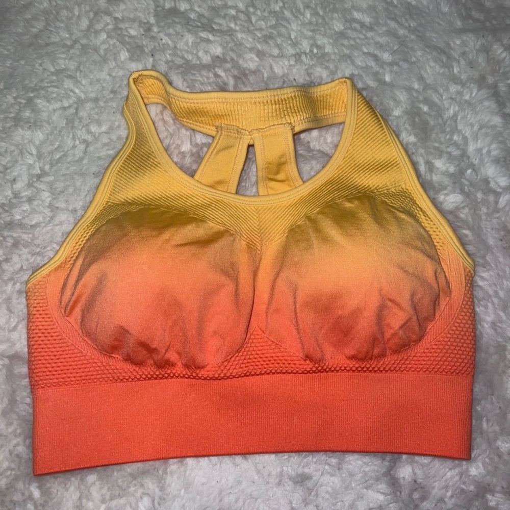 Size small sports bra